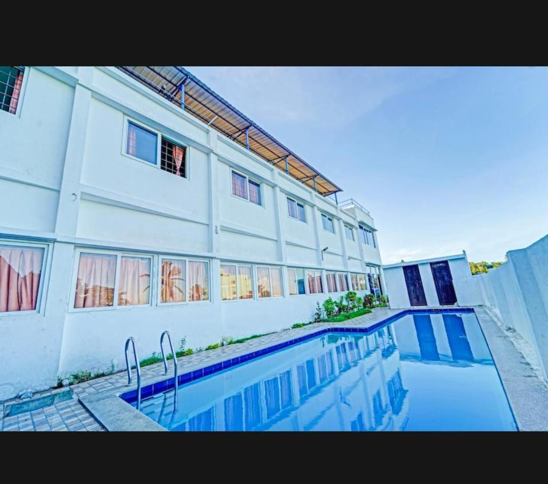 Hotel Visha Park International Tirupporur Esterno foto