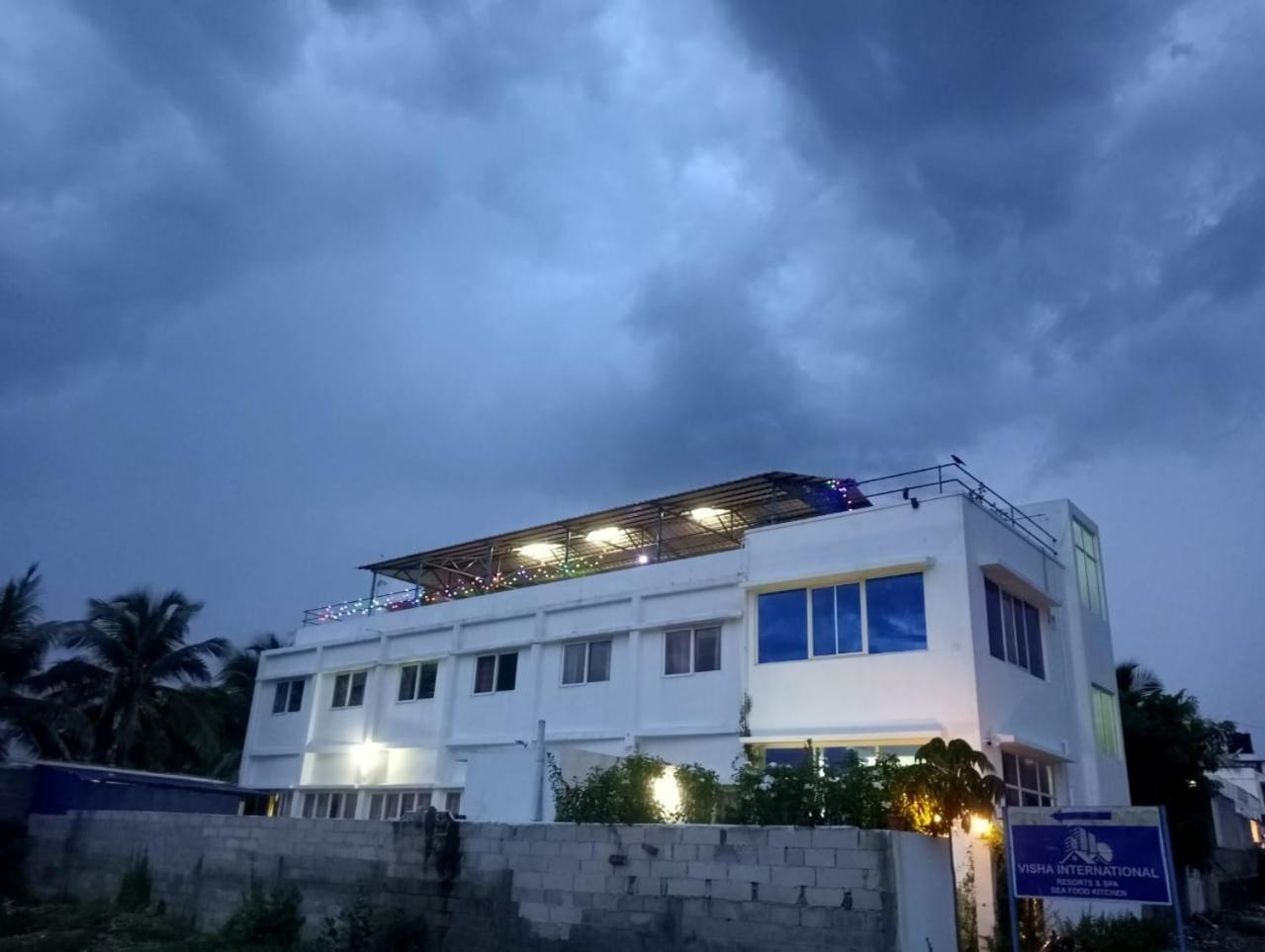 Hotel Visha Park International Tirupporur Esterno foto
